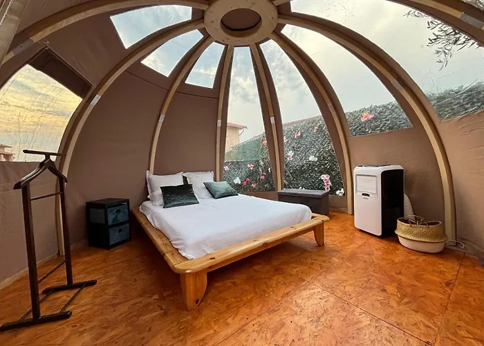 Glamping Dome